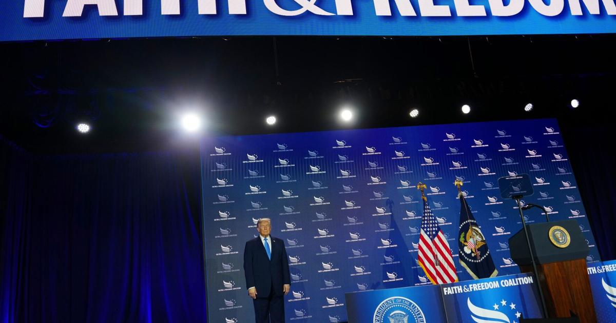 A Trump commission urges 'bridges' between church and state in sweeping ...