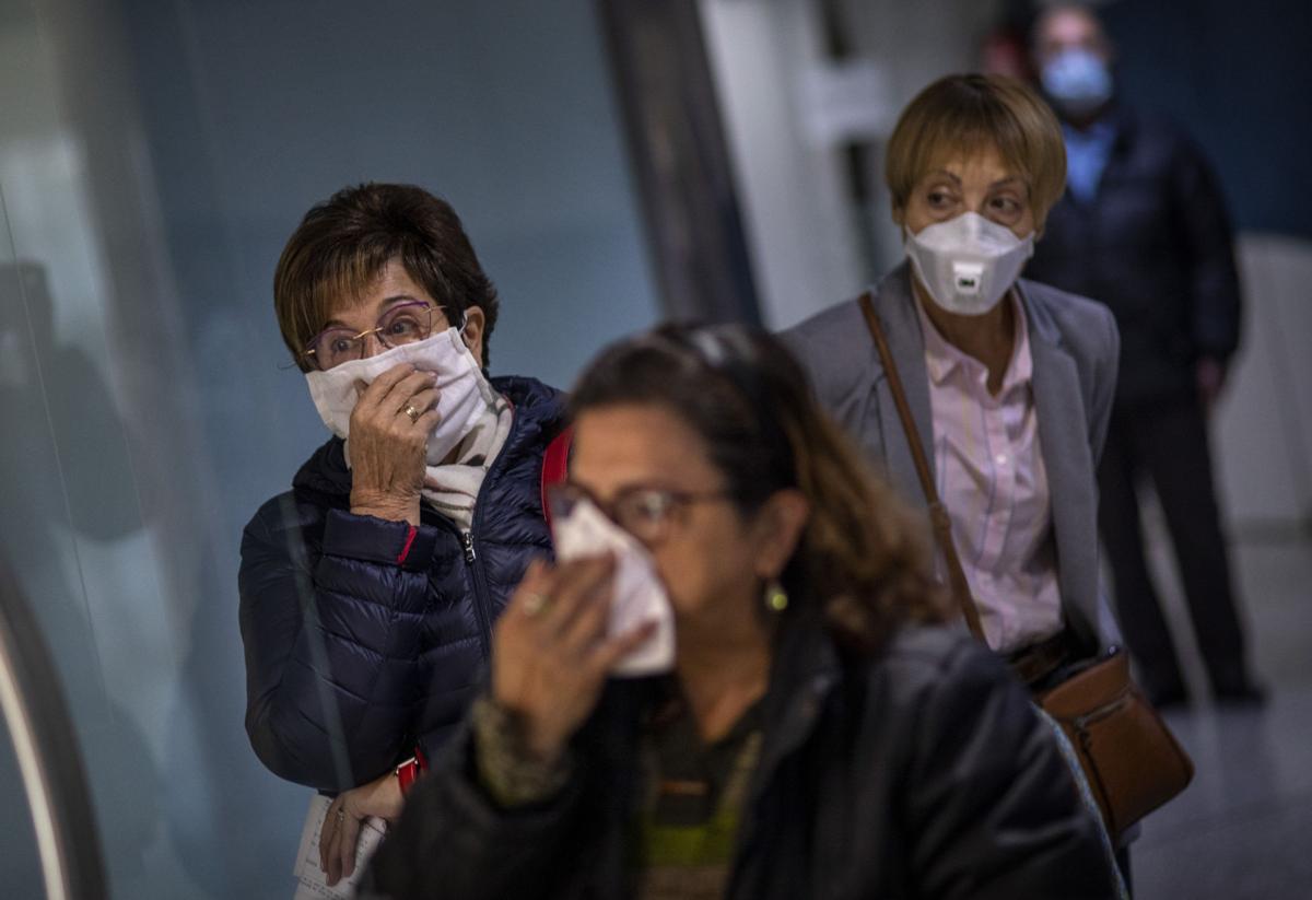 APTOPIX Spain Virus Outbreak