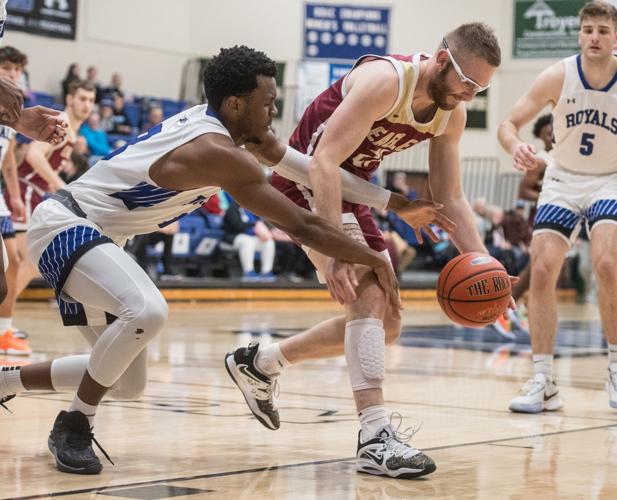 Basketball: EMU vs. Bridgewater | Photo | dnronline.com