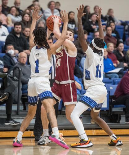 Basketball: EMU vs. Bridgewater | Photo | dnronline.com