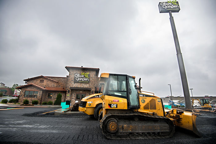 Olive Garden Sets Opening Date May 22 Business Dnronline Com