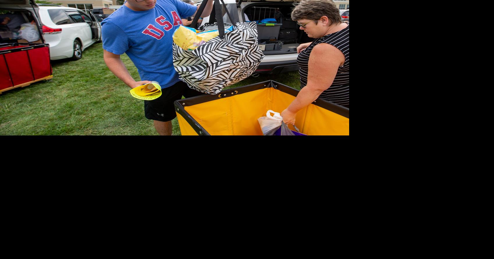 JMU MoveIn Brings Thousands To Campus, City Harrisonburg