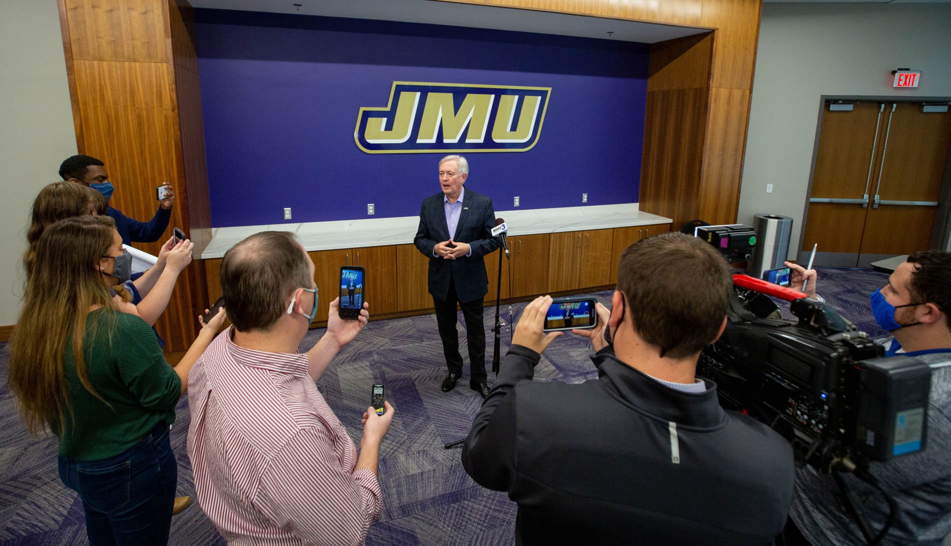 Longtime JMU AD Bourne Announces Retirement | Sports | Dnronline.com