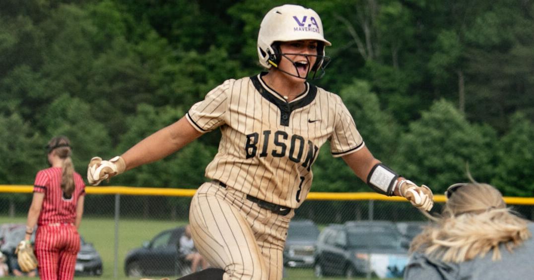 Big fourth inning propels Buffalo Gap softball over Lancaster in Class 1 quarterfinals