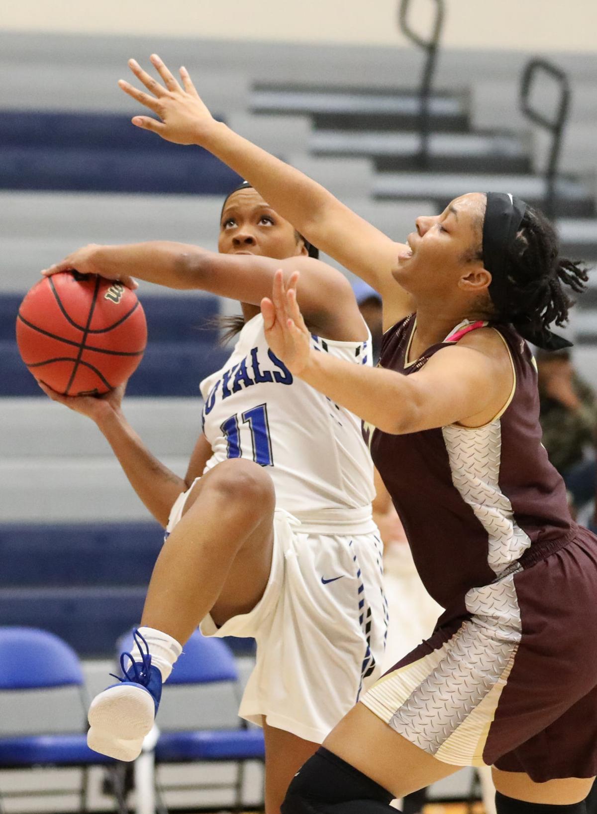 Emu Women Win Opener Photo Dnronline Com