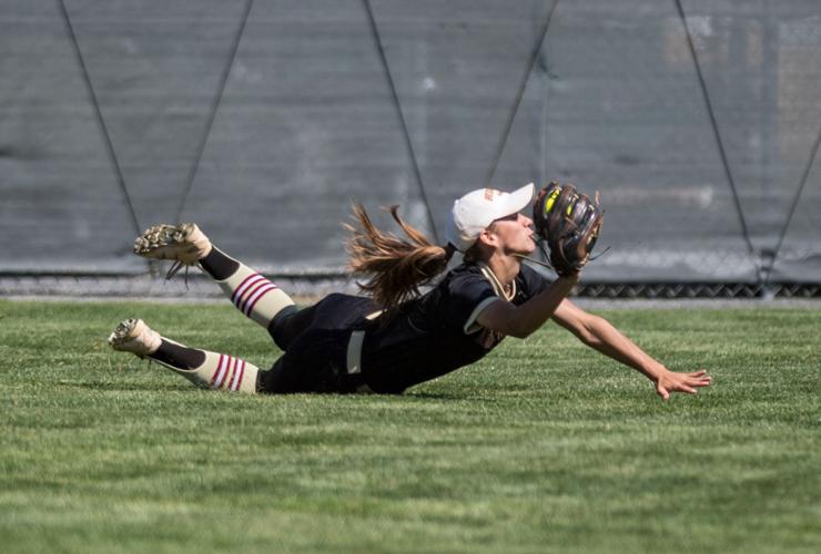 Softball EMU vs. Bridgewater Photo
