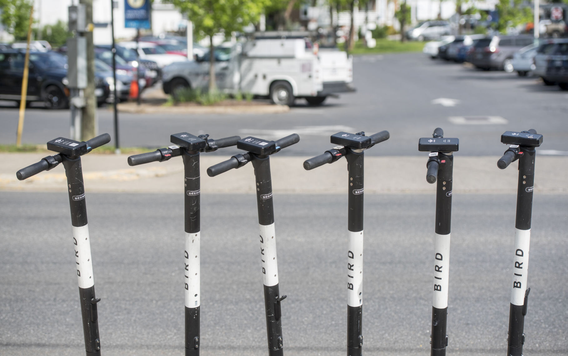 Charging on sale bird scooters