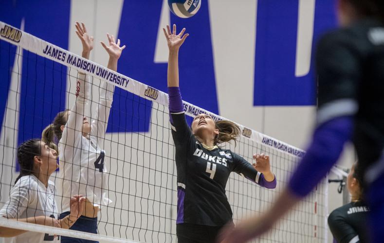 Volleyball JMU vs. South Alabama Photo