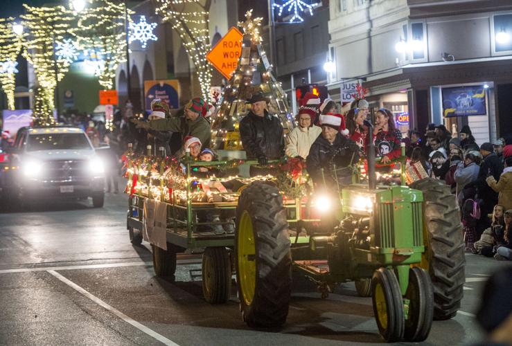 Holiday Parades Returns To Revelers' Merriment eEdition