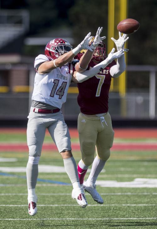 1013 Dnr Bc Hampden Sydney Ftb 4 Sports Dnronline Com