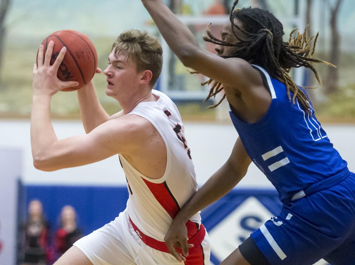 East Rock Can T Keep Up With John Marshall Dnronline Dnronline Com