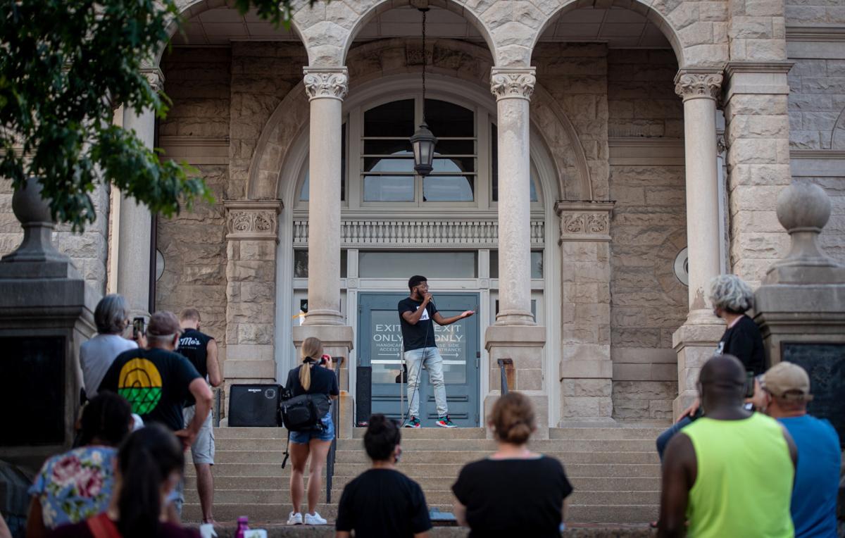 072120_dnr_solidarityInside1