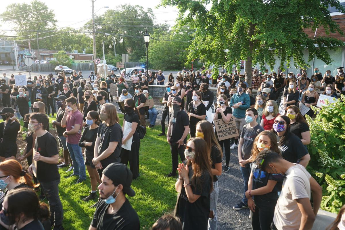 0601_dnr_Silent Protest_