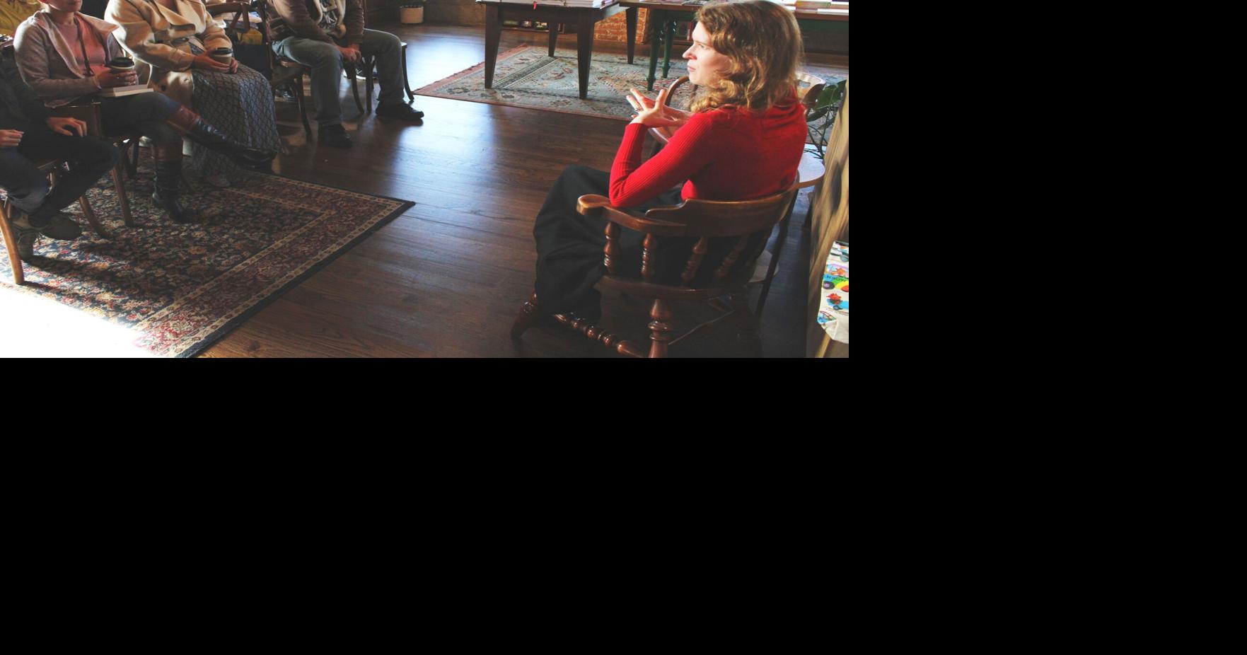Fantasy author makes triumphant return to Harrisonburg | Arts And Entertainment