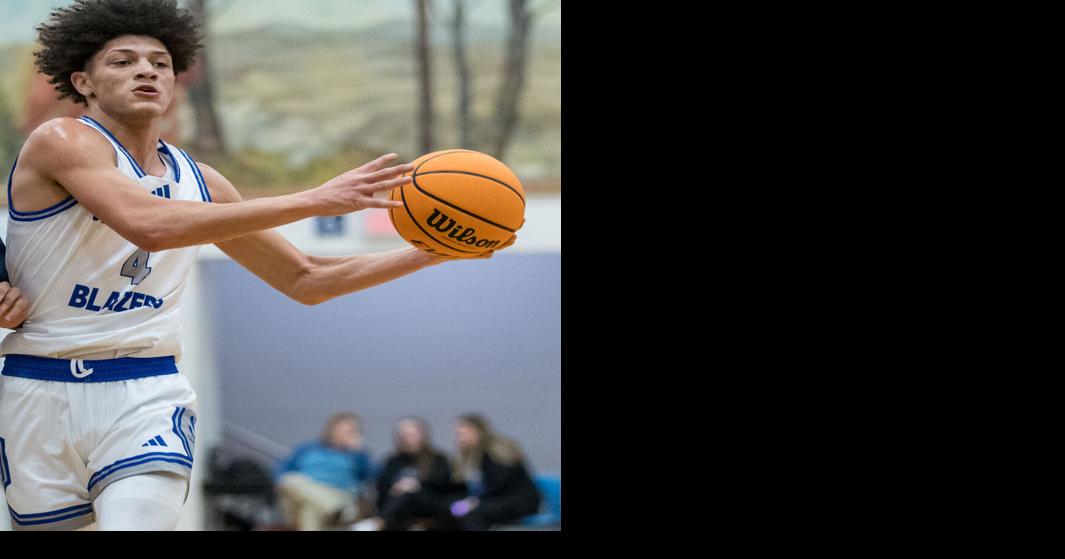 Basketball Spotswood vs. Harrisonburg Photo