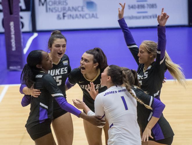 Volleyball JMU vs. South Alabama Photo