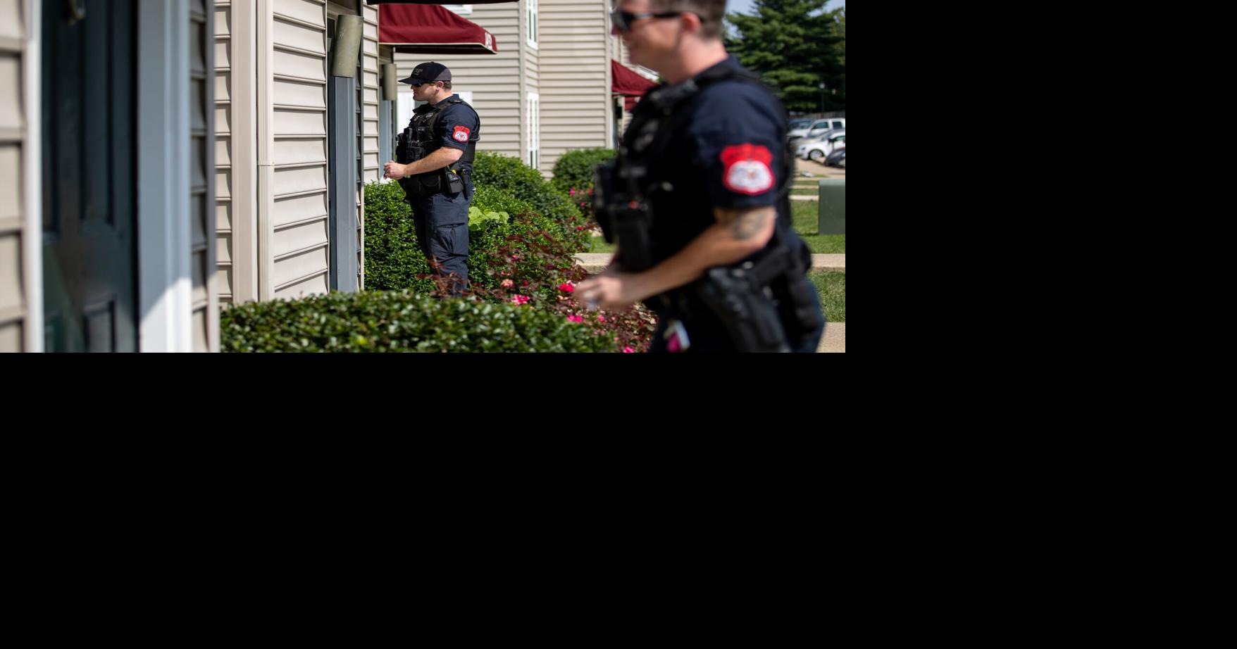Harrisonburg Police Officers Welcome JMU Students To Campus | News ...