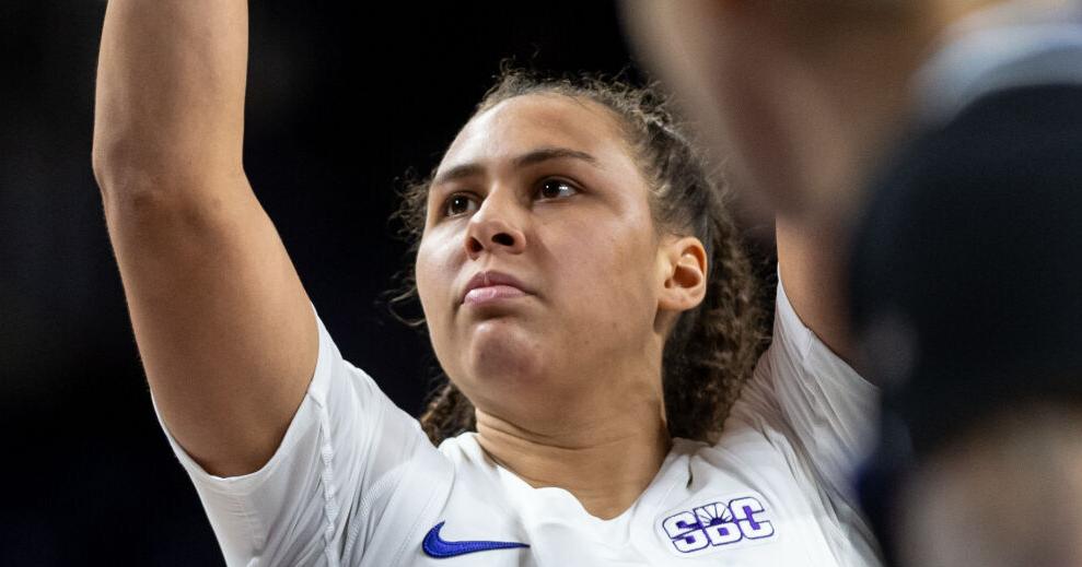 Dukes blow past Texas State