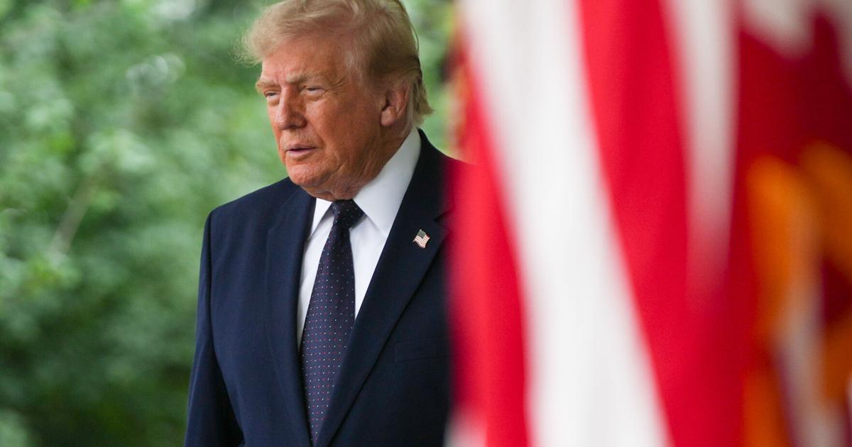 Regulators issue new guidance on bank lending risk tied to borrowers living illegally in US The Trump administration is cracking down on banks lending to people living in the U.S. illegally By FATIMA HUSSEIN and KEN SWEET - Associated Press Jul 13, 2026 1 hr ago