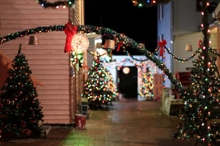 New Market In The Spirit With Holiday Event Features