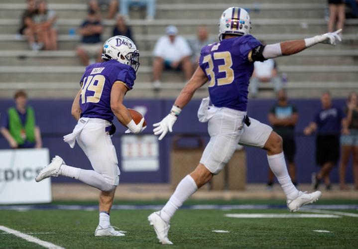 Dukes' Tandem Shows Off Chemistry In Win Over Maine Local College