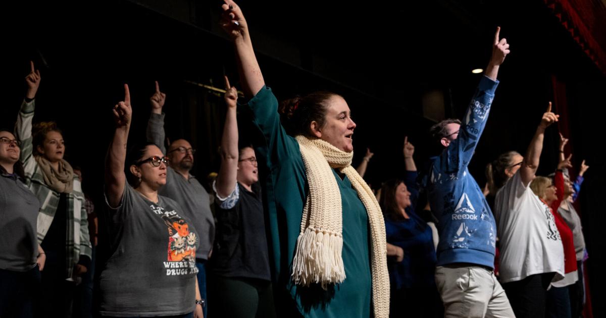 VOICE ensemble prepares for winter concert | Arts And Entertainment VOICE ensemble prepares for winter concert | Arts And Entertainment