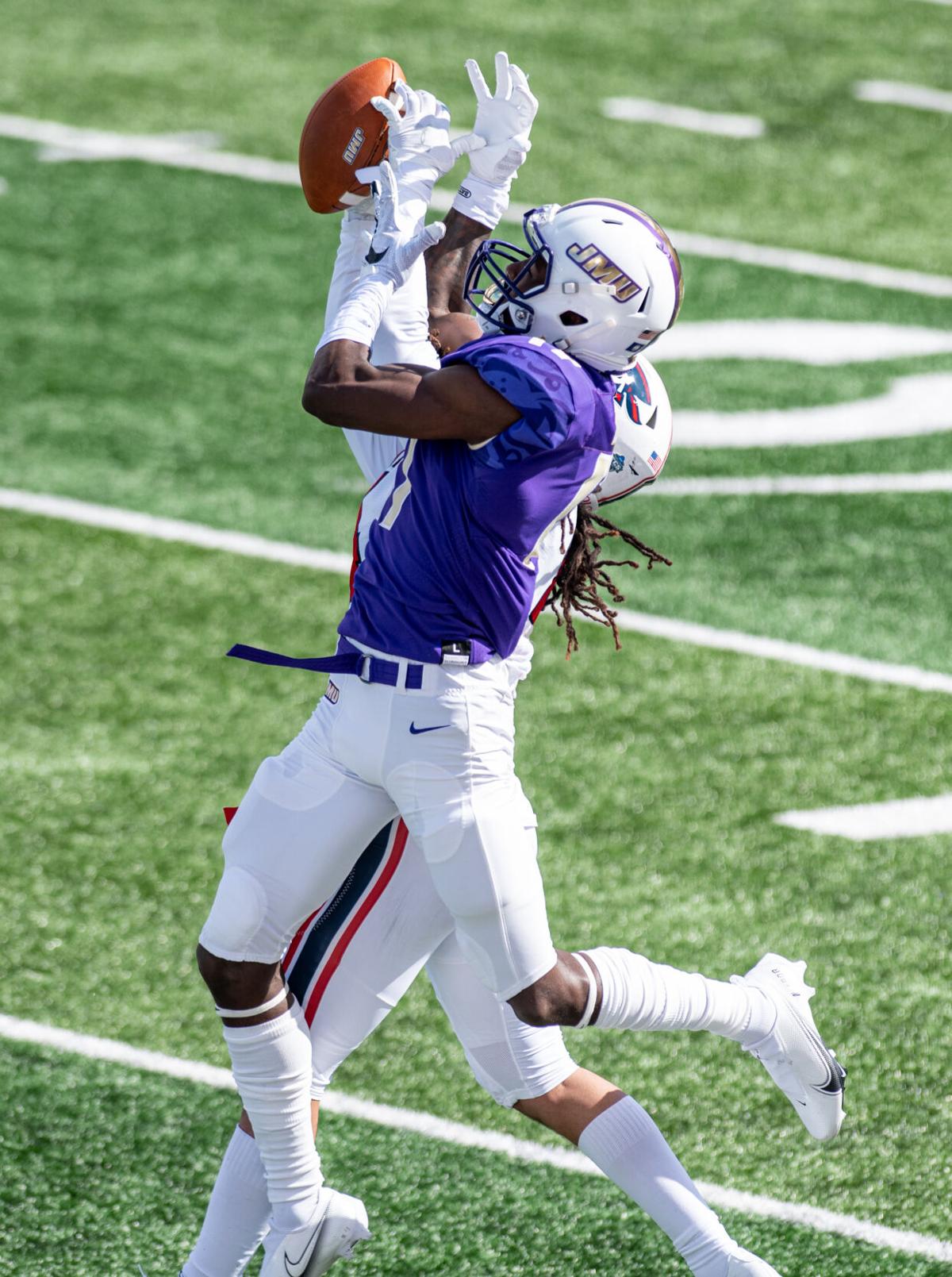0227_DNR_JMU-Robert Morris FTB_18
