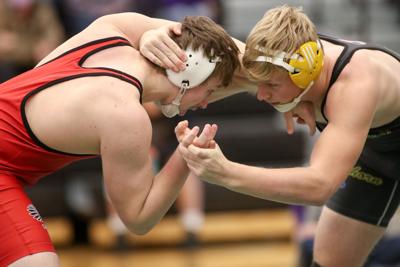 Horne suffers loss, moves to elimination round