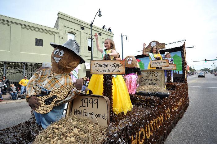 National Peanut Festival Parade News dothaneagle com