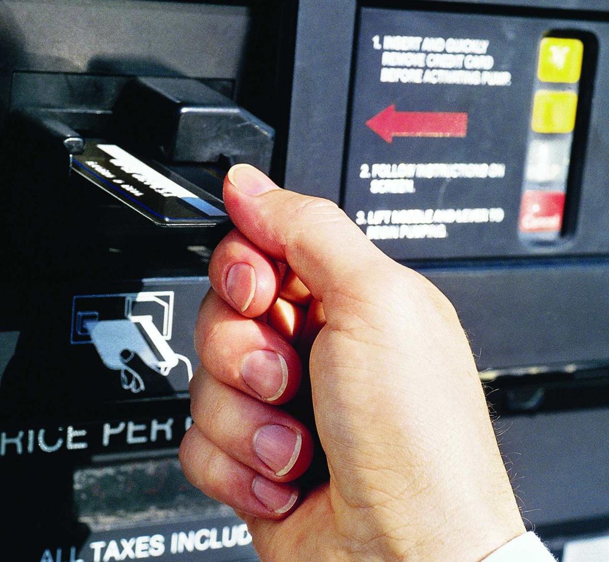 Credit card skimming device found at Dothan gas station