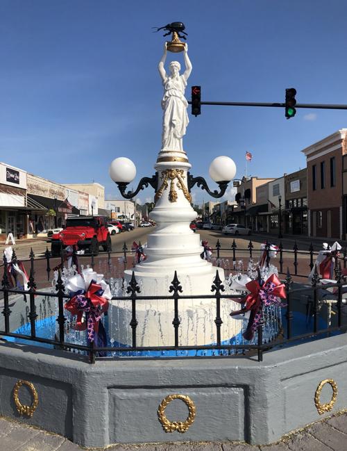 monument photo