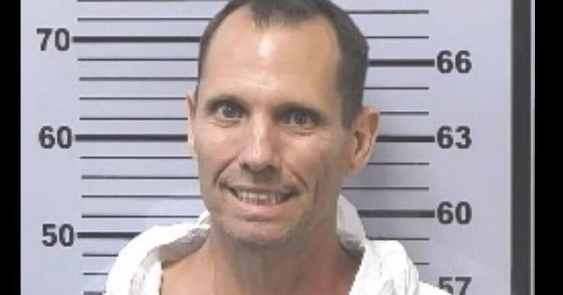 Accused Alabama chainsaw killer to receive emergency mental evaluation