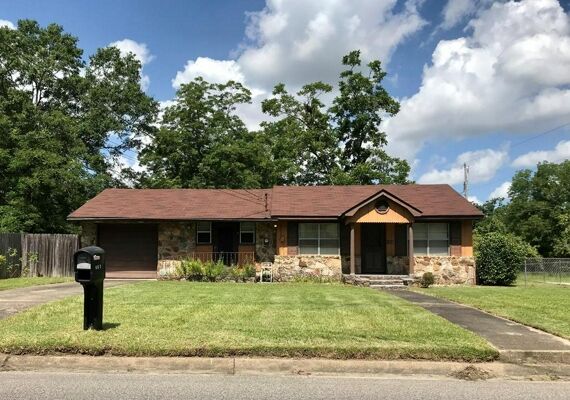 3 Bedroom Home in Dothan - $69,000