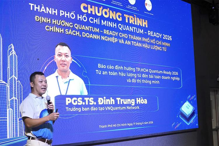 Troy University professor helps lead Vietnam’s first Provincial Quantum Year and International Quantum Hackathon