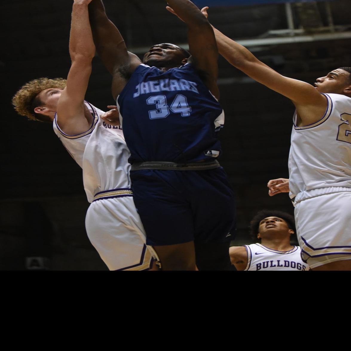 Two Dominant Post Players Highlight 13 Local Boys Players With