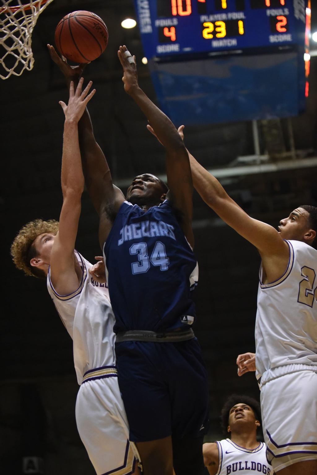 Two Dominant Post Players Highlight 13 Local Boys Players With