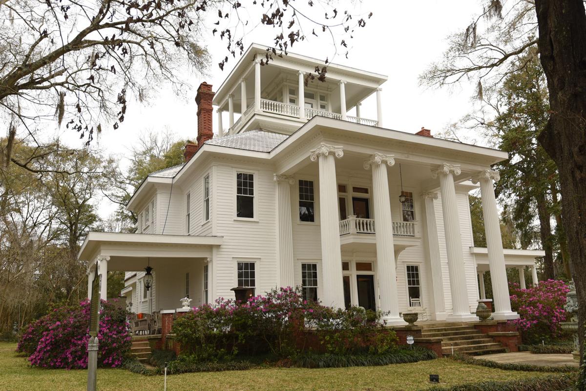DowlingSteagall House has been constantly reinvented since 1900