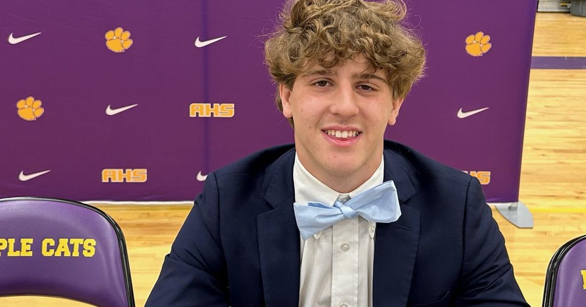 DothanEagle.com - Ariton baseball player Caden Collier signs with CVCC image