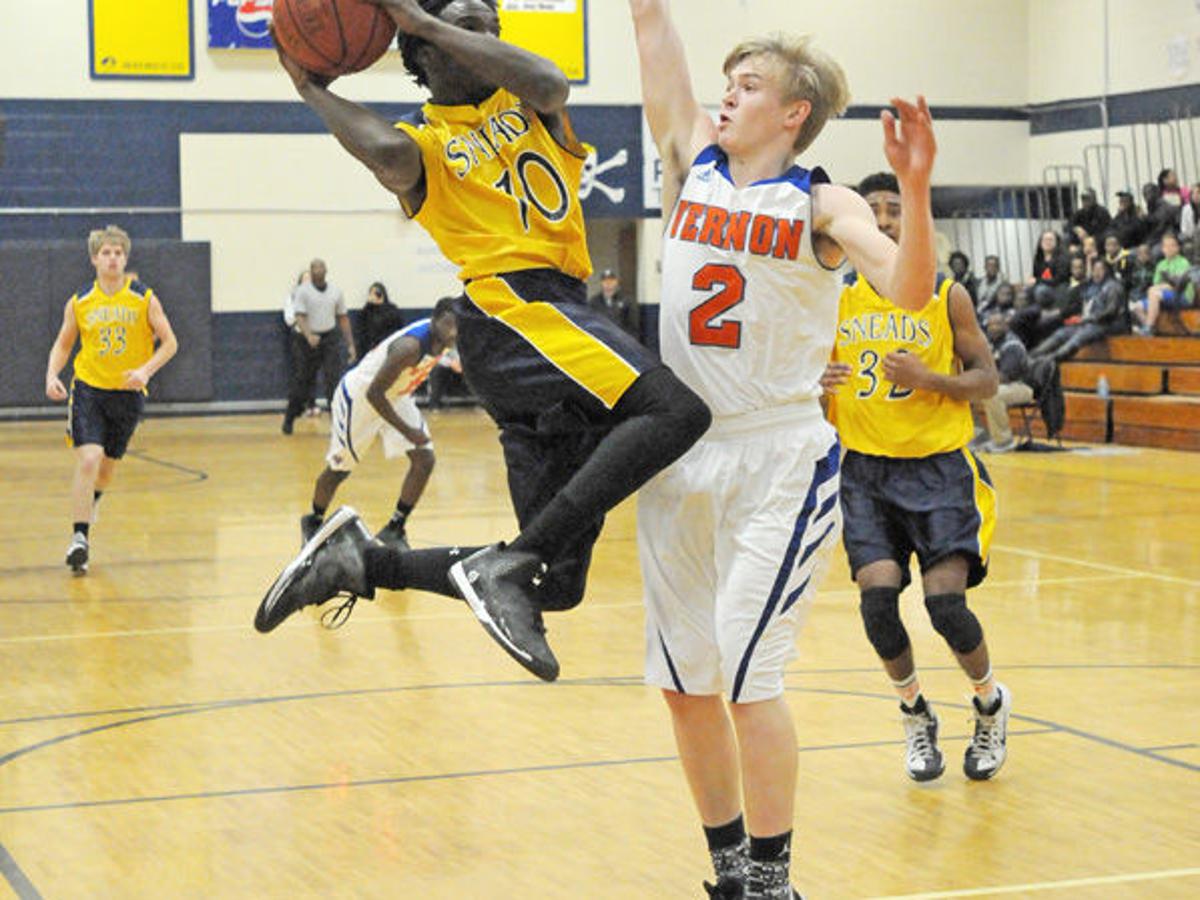 High School Basketball Sneads Sharpening Skills In Nfc Summer League Sports Dothaneagle Com