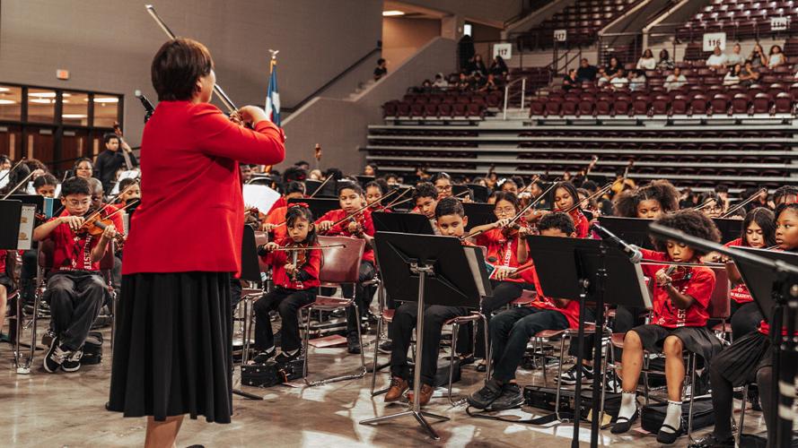 TROY alumna earns Houston Symphony’s award for excellence in music education