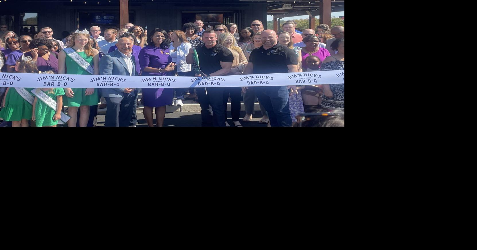 Jim ‘N Nick’s Dothan Hosts Ribbon-Cutting