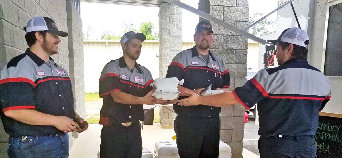 Jim Whaley Tires Marks Grand Opening In Marianna Local Dothaneagle Com