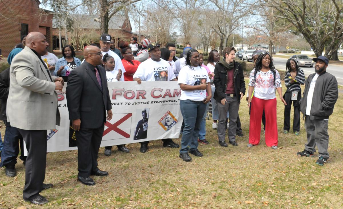 Protestors seek action against Eufaula officer News