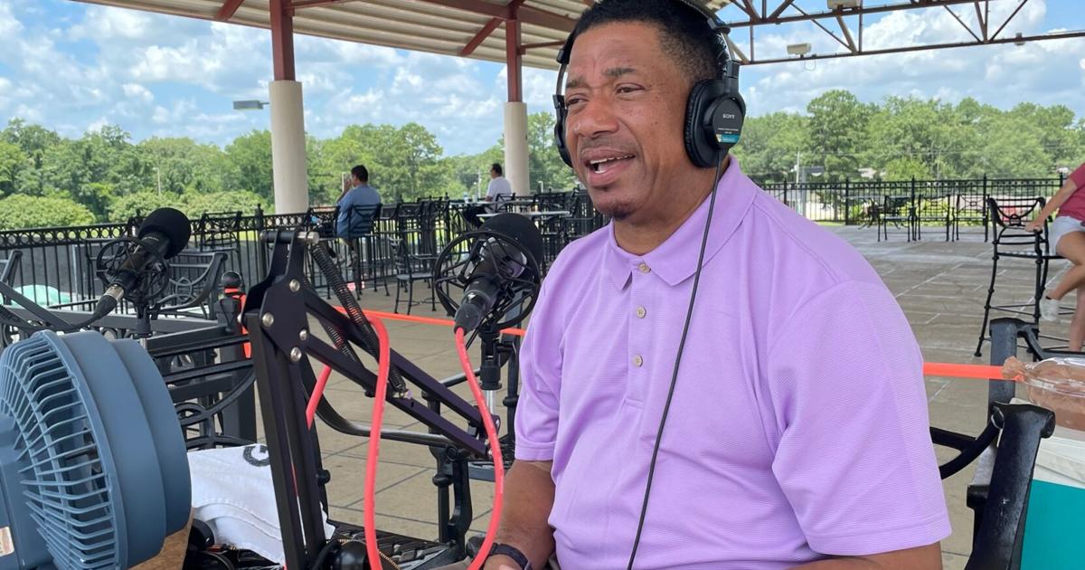 Whitehurst does more than just commentate during Boys #39 14 USTA National Whitehurst does more than just commentate during Boys #39 14 USTA National