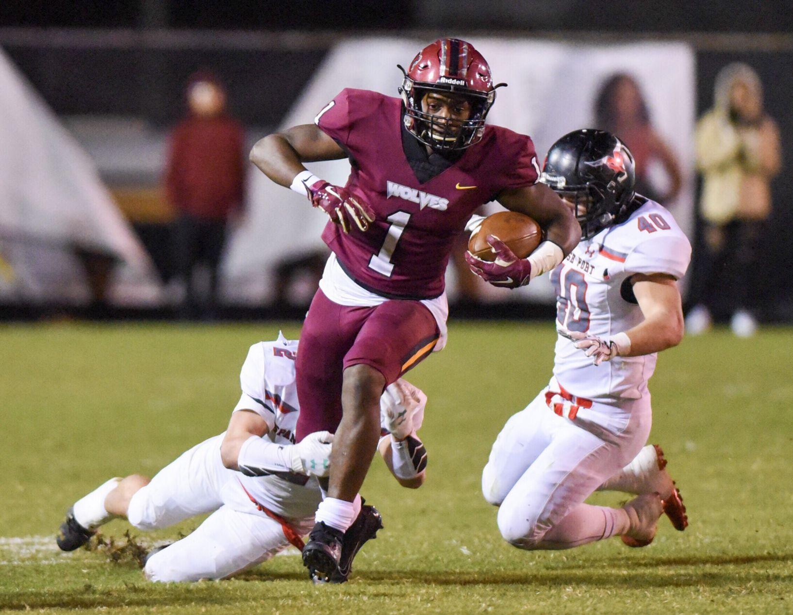 Dothan Wolves lose heartbreaker in overtime to Spanish Fort in first