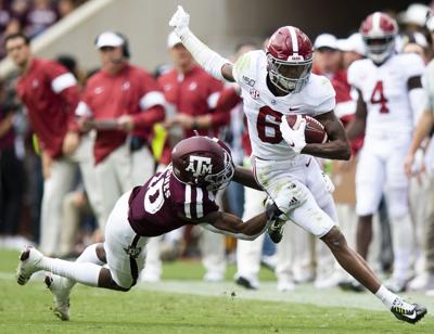 Alabama Continues To Roll Whips Texas Am University Of