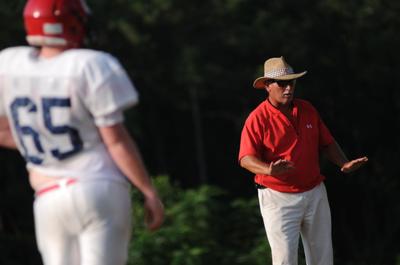 Hall Of Famer Wayne Grant Returns To Sidelines At Crenshaw