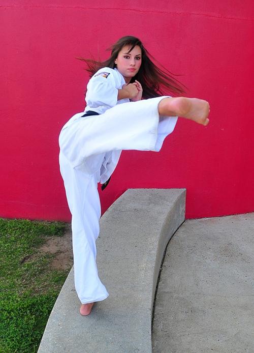 Karate Woman Lifestyles 