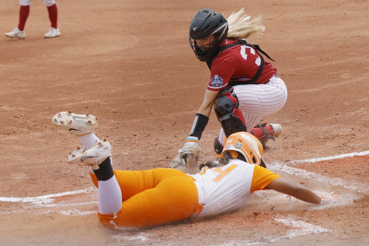 Tennessee Baseball and Oklahoma Softball Are on Top of Their Sports - The  New York Times