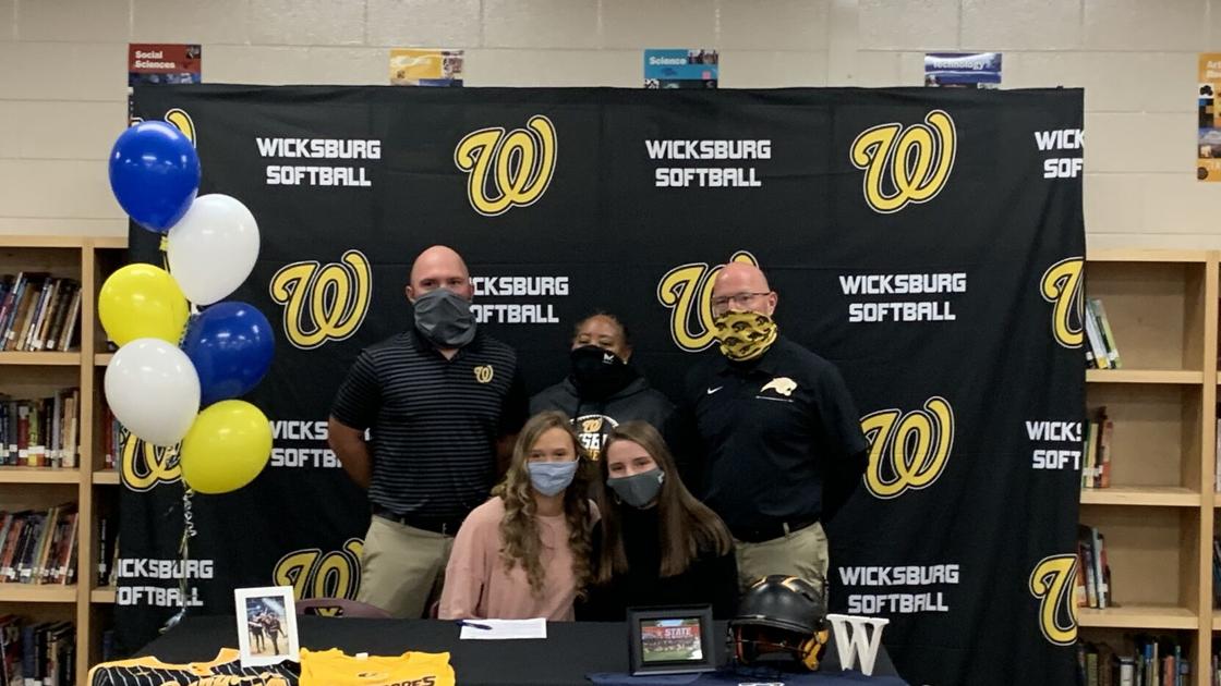 DothanEagle.com - Wicksburg softball duo ink JUCO scholarships image
